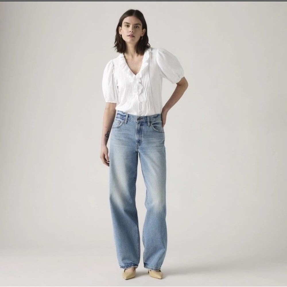 NWT Levis Premium Baggy Dad Jeans Womens 32x32 Light Wash Wide Leg Straight 90s